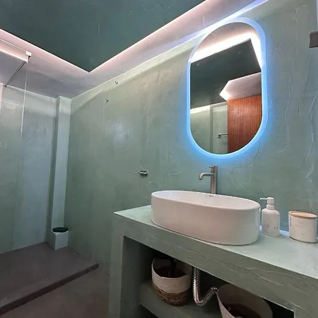 아파트 Litsa's House *